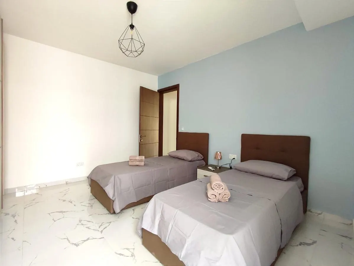 Sliema Central 3 Bedroom Apartment Near Seafront