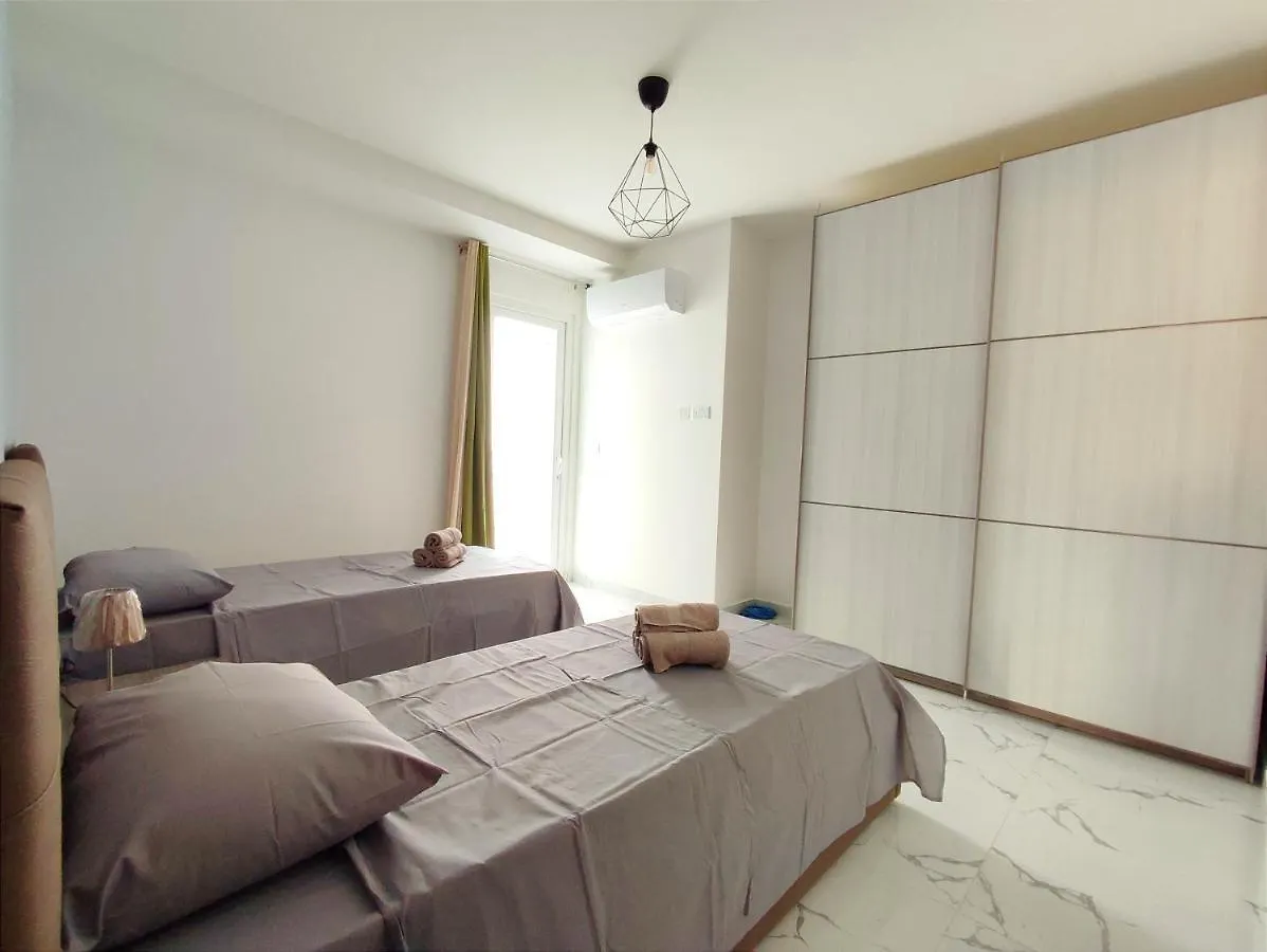 Sliema Central 3 Bedroom Apartment Near Seafront